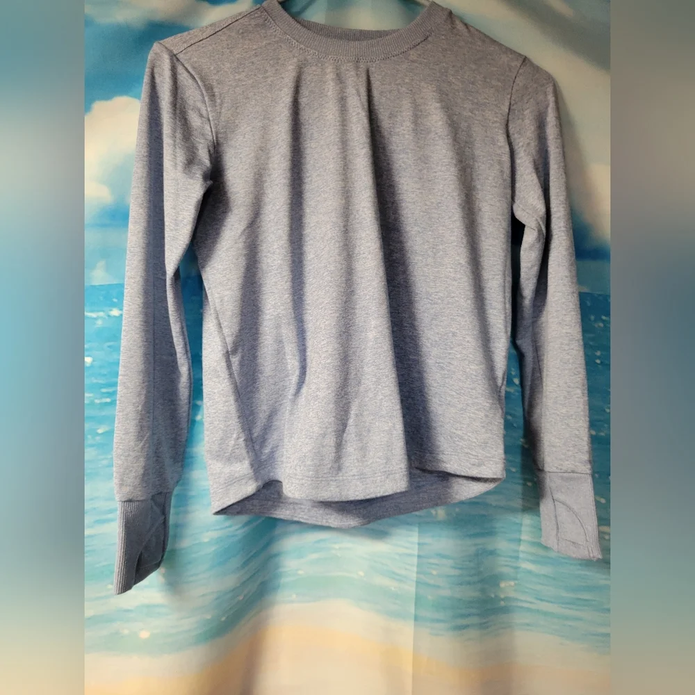 Athleta Girl Blue Long Sleeve Tshirt Thumbholes Youth Size Medium 8-10‎